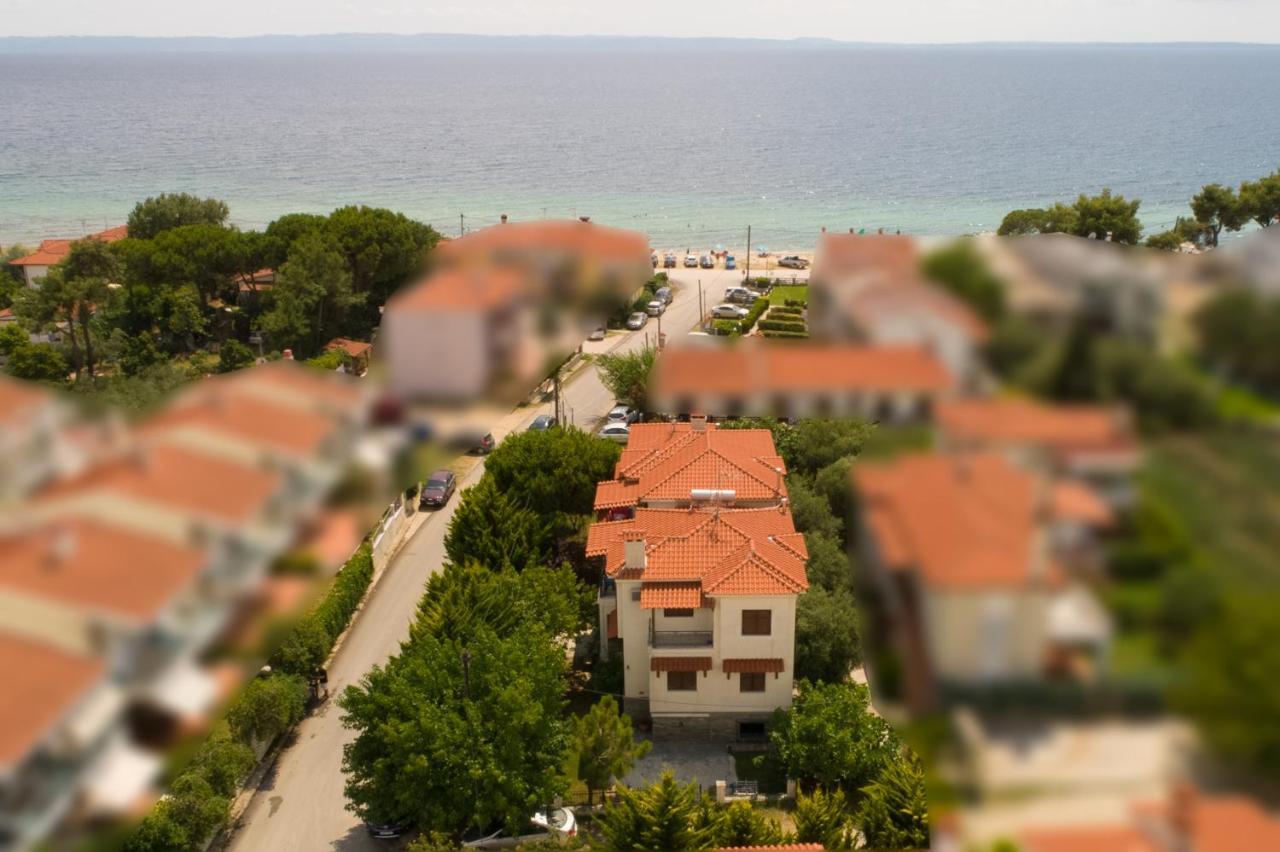 Seasidelongo Houses 1 Min From The Beach Of Nikiti المظهر الخارجي الصورة