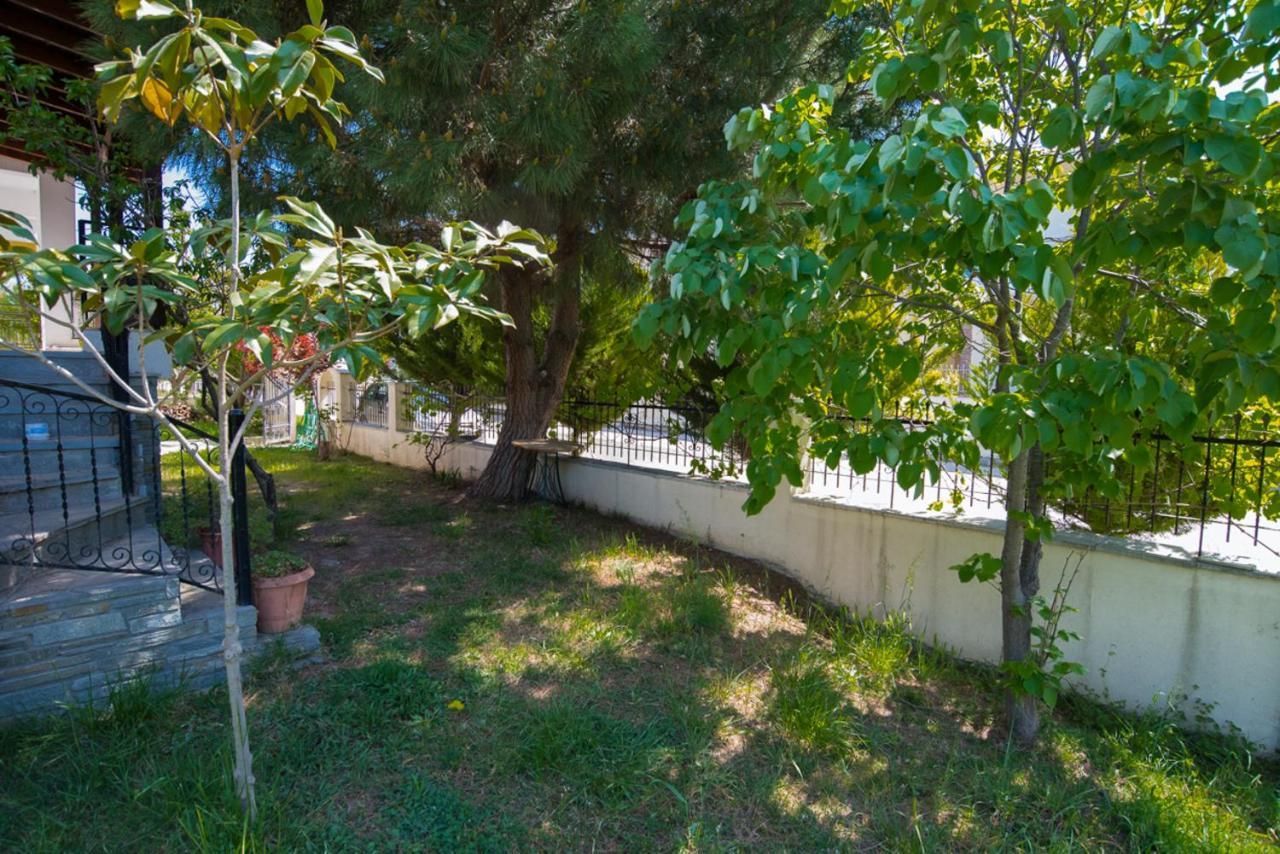 Seasidelongo Houses 1 Min From The Beach Of Nikiti المظهر الخارجي الصورة